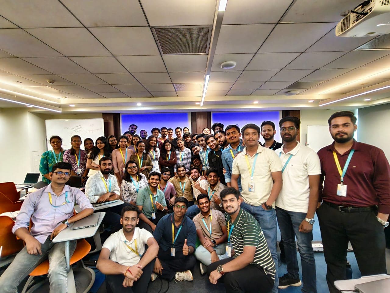 Full batch with projector in training room